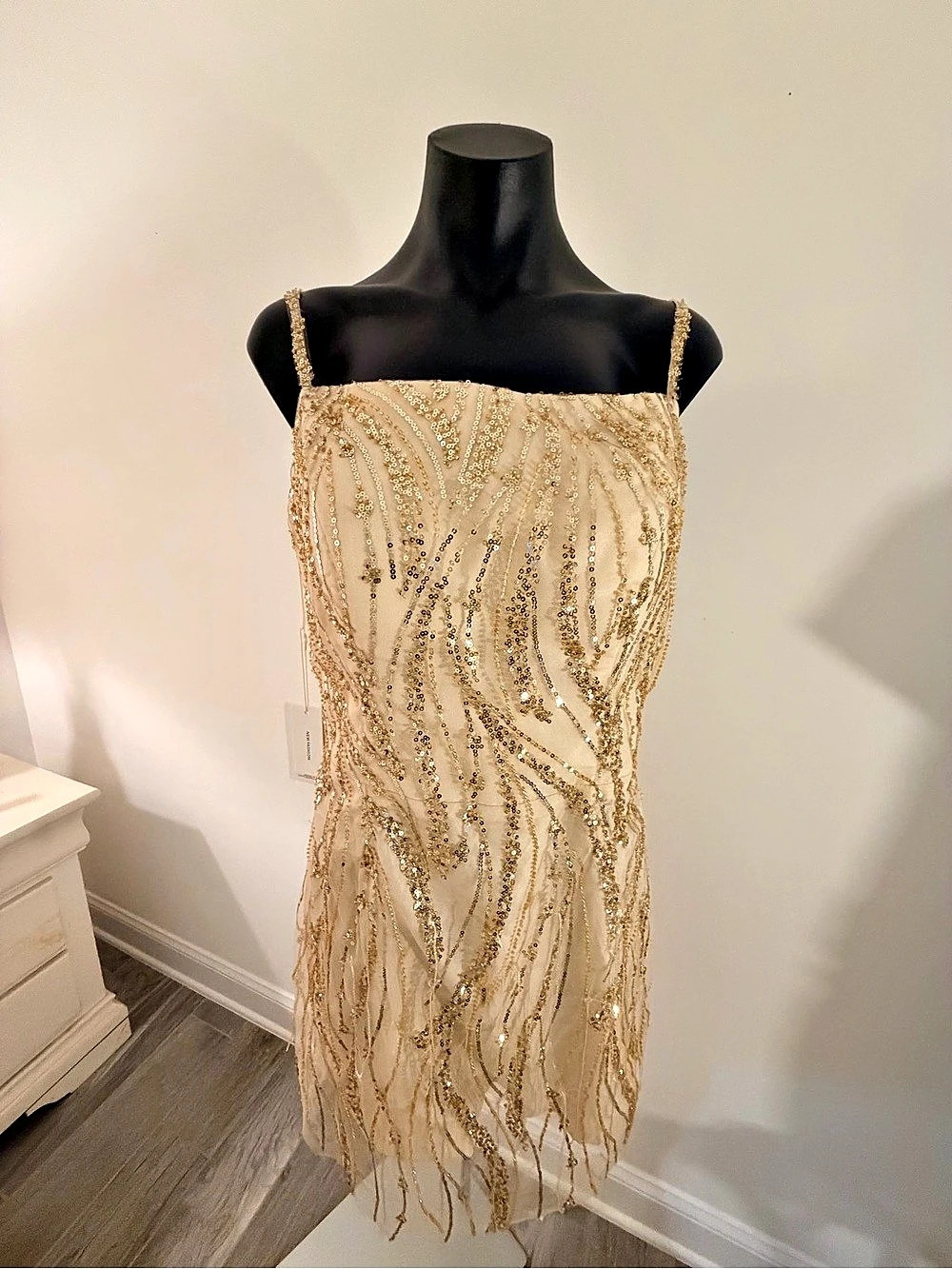 New Fashion Sequin Mini Dress in Gold & Cream Size Large NWT